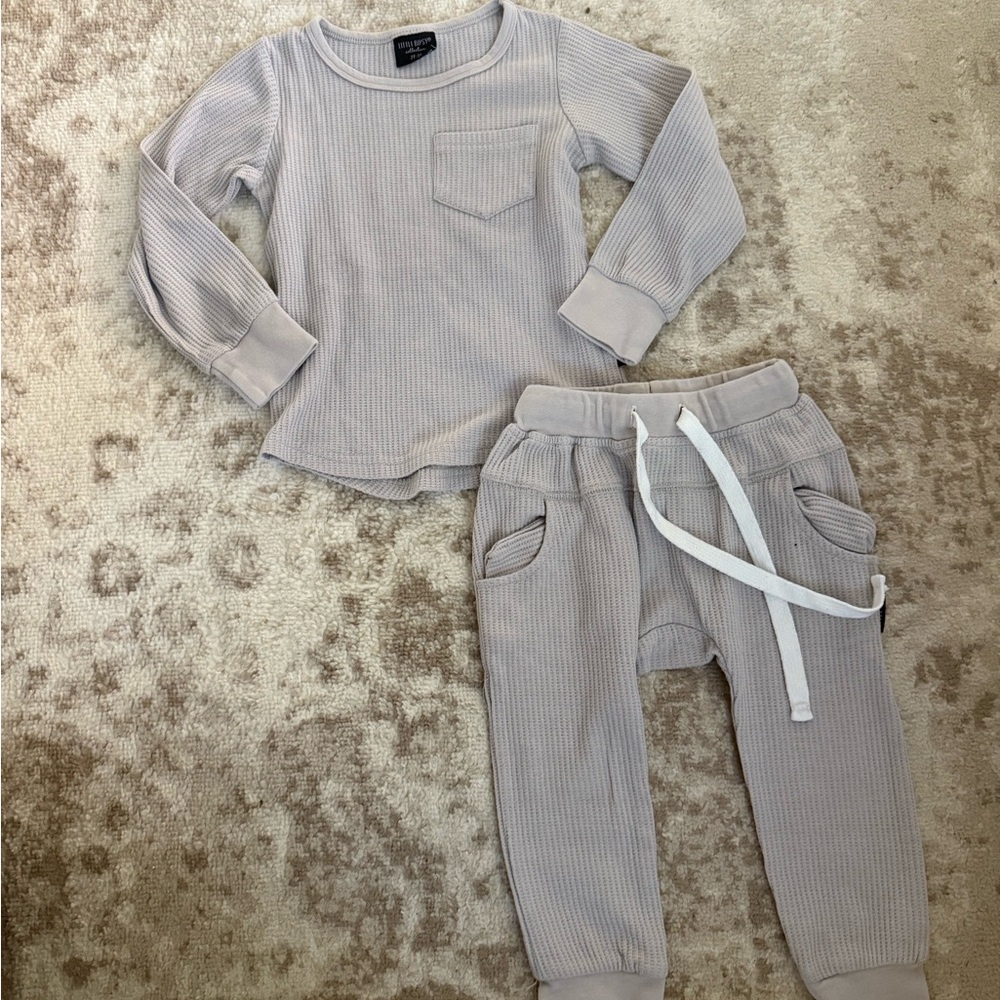 Little Bipsy Kids Ribbed Sweatpants Set in Light Gray